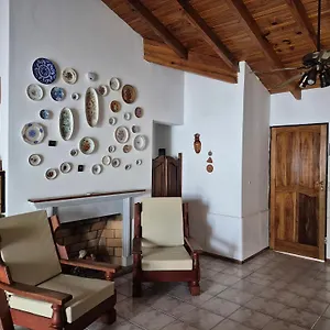 La Casa De Chiqui Mendoza