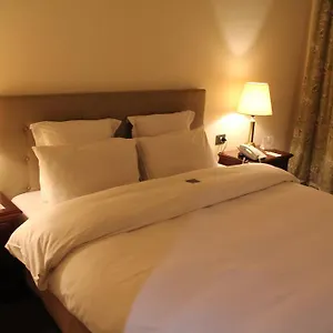 https://napoleon-hotel-beirut.beiruthotelsdirect.com