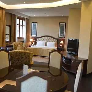 https://etoile-suites.beiruthotelsdirect.com